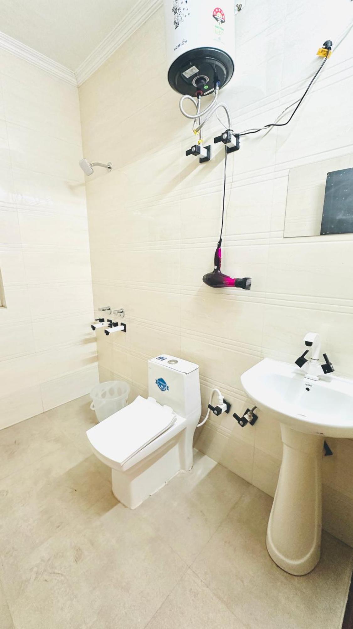 Hotel Relax In - Noida Sector 18 Εξωτερικό φωτογραφία